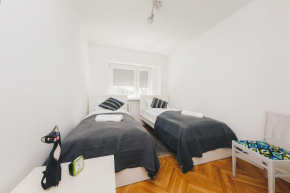 ShortStayPoland Aleja Solidarnosci (B61) Warsaw